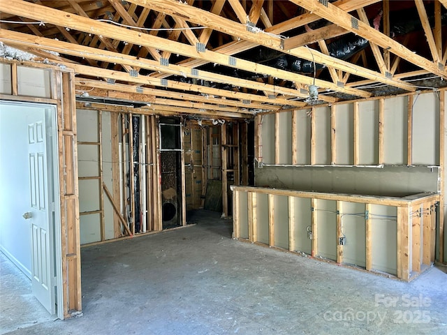 2752 Bramble Ridge Ct, Charlotte, NC 28215 - view of below grade area