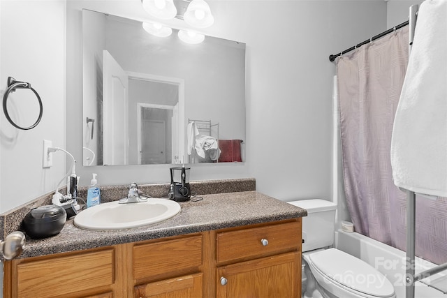 1386 21st Ave NE, Hickory, NC 28601 - full bath with vanity, toilet, and shower / bath combo