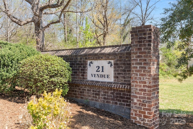 1386 21st Ave NE, Hickory, NC 28601 - view of community sign