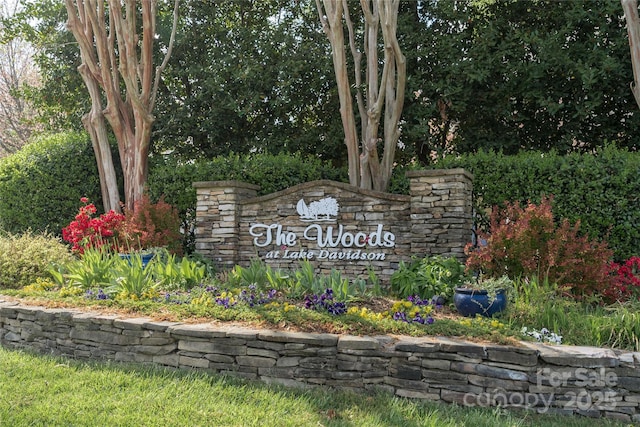 108 Kinderston Dr, Davidson, NC 28036 - photo 2