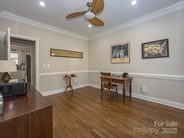 office area featuring dark wood-style flooring, baseboards, recessed lighting, crown molding, and ceiling fan