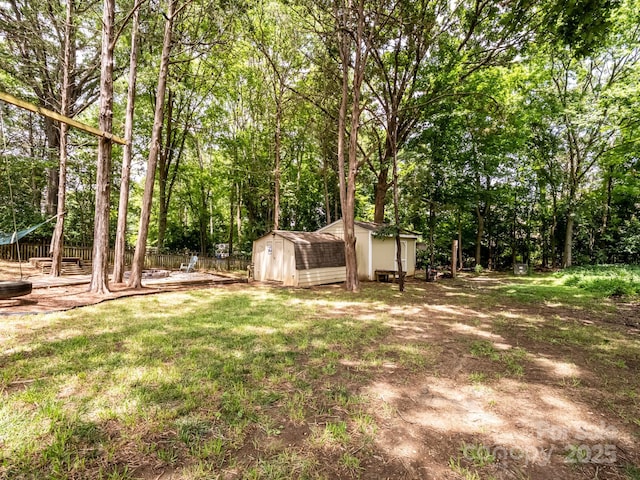2248 Lawton Bluff Rd, Charlotte, NC 28226 - view of yard with a storage shed