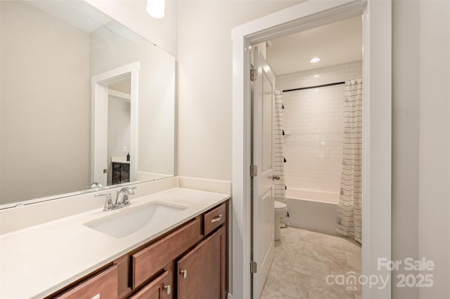 2332 Paddlers Cove Dr, Lake Wylie, SC 29710 - full bath with toilet, shower / tub combo, and vanity