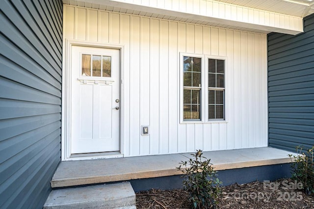 1314 39th Street Cir SW, Hickory, NC 28602 - view of exterior entry