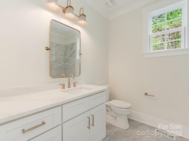 2909 Hanson Dr, Charlotte, NC 28207 - bathroom featuring visible vents, toilet, tiled shower, and vanity