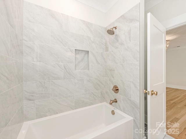 2909 Hanson Dr, Charlotte, NC 28207 - bathroom with wood finished floors and shower / washtub combination