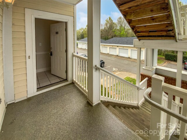 8929 Meadow Vista Rd, Charlotte, NC 28213 - photo 6