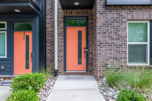 648 W End Dr, Charlotte, NC 28208 - entrance to property with brick siding