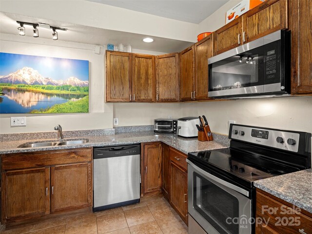 21 Bearden Ave, Asheville, NC 28801 - photo 10