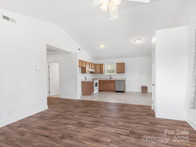 835 3rd Ave W, Hendersonville, NC 28739 - photo 26