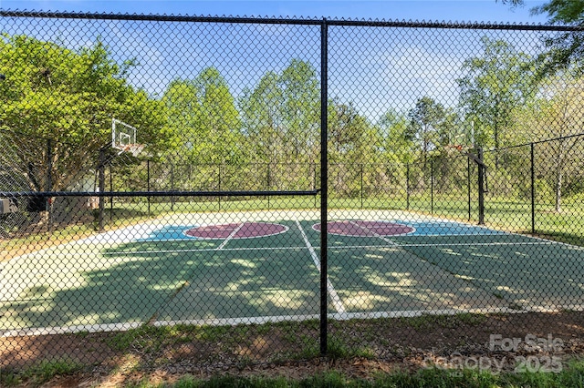18838 Oakhurst Blvd, Cornelius, NC 28031 - view of sport court with fence and community basketball court