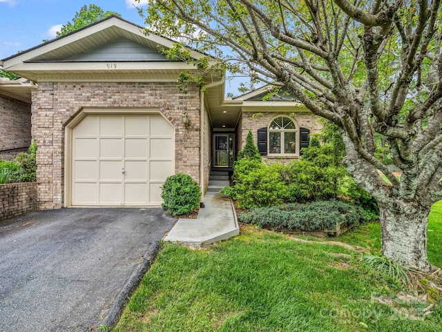 919 Kanuga Rd, Hendersonville, NC 28739 - photo 1