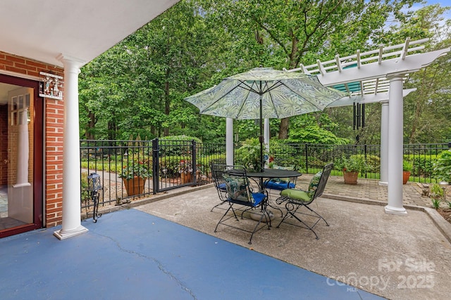 4 Dogwood Rd, Asheville, NC 28804 - view of patio / terrace