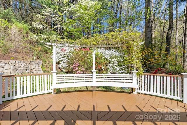 101 Skyview Dr, Asheville, NC 28804 - view of wooden terrace