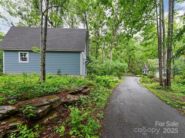 17 Bohemian Ln, Asheville, NC 28805 - photo 2