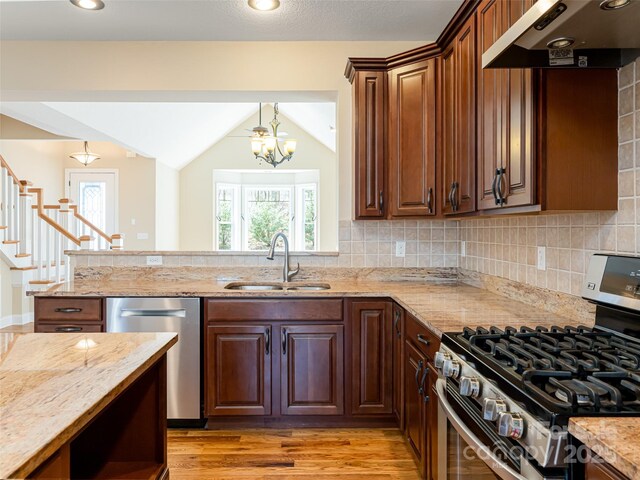 17 Bohemian Ln, Asheville, NC 28805 - photo 17