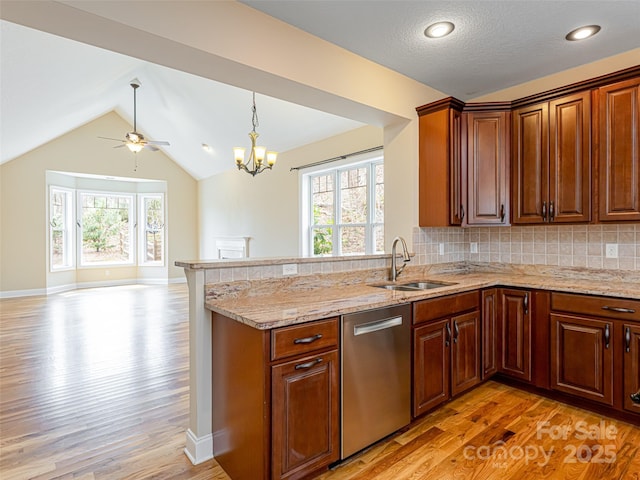 17 Bohemian Ln, Asheville, NC 28805 - photo 18