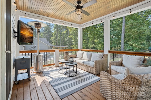 4195 Island Fox Ln, Denver, NC 28037 - sunroom / solarium featuring an outdoor living space and a ceiling fan