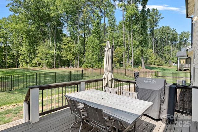 4195 Island Fox Ln, Denver, NC 28037 - wooden terrace featuring outdoor dining area, a yard, and a fenced backyard