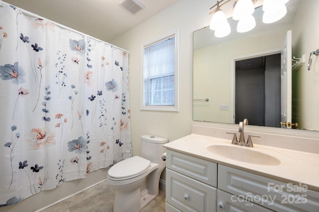 51 Sugar Hill Dr, Weaverville, NC 28787 - bathroom with visible vents, toilet, vanity, and shower / tub combo