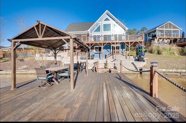 deck with stairs