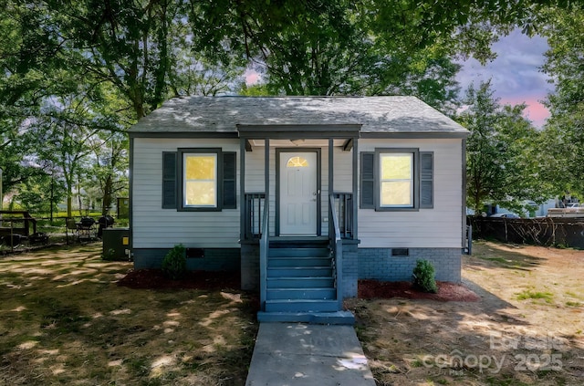 bungalow with crawl space and fence