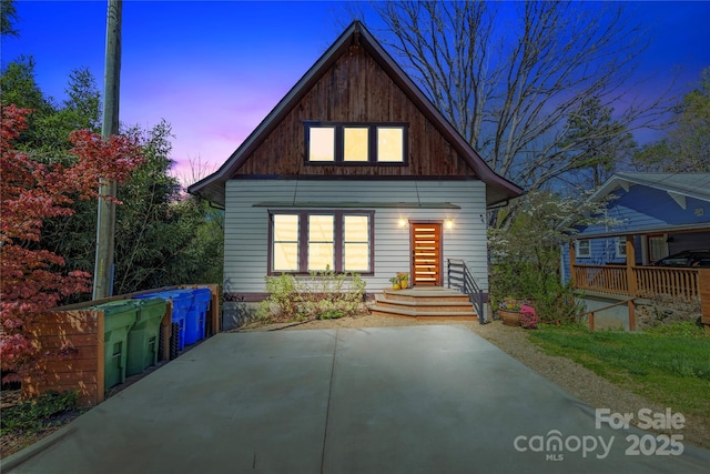 view of front of home