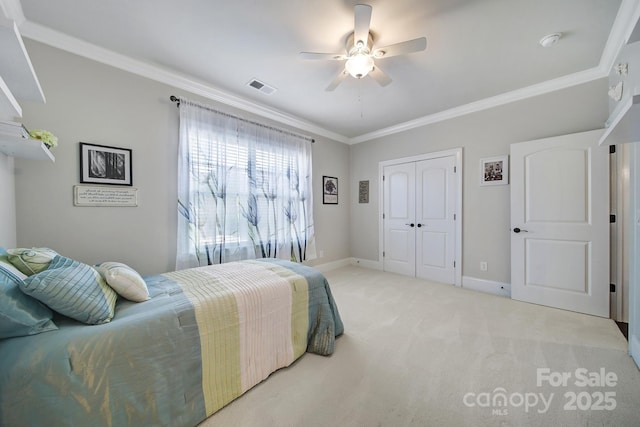 141 Forsythia Ln, Tega Cay, SC 29708 - bedroom featuring crown molding, a ceiling fan, visible vents, light carpet, and baseboards