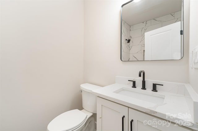 2512 Remington St, Charlotte, NC 28216 - bathroom featuring toilet and vanity