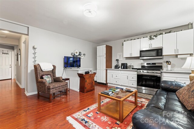 12905 Bullock Greenway Blvd, Charlotte, NC 28277 - living room featuring dark wood-style floors