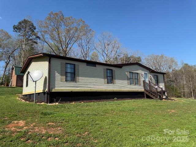 5061 Windy Woods Rd, Morganton, NC 28655 - rear view of property with a lawn and crawl space