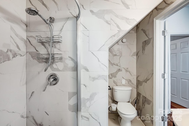 5713 Falkirk Ln, Matthews, NC 28104 - full bathroom featuring a marble finish shower