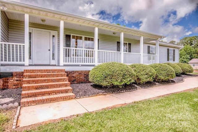 2811 Saint James Church Rd, Denver, NC 28037 - view of front of home featuring covered porch