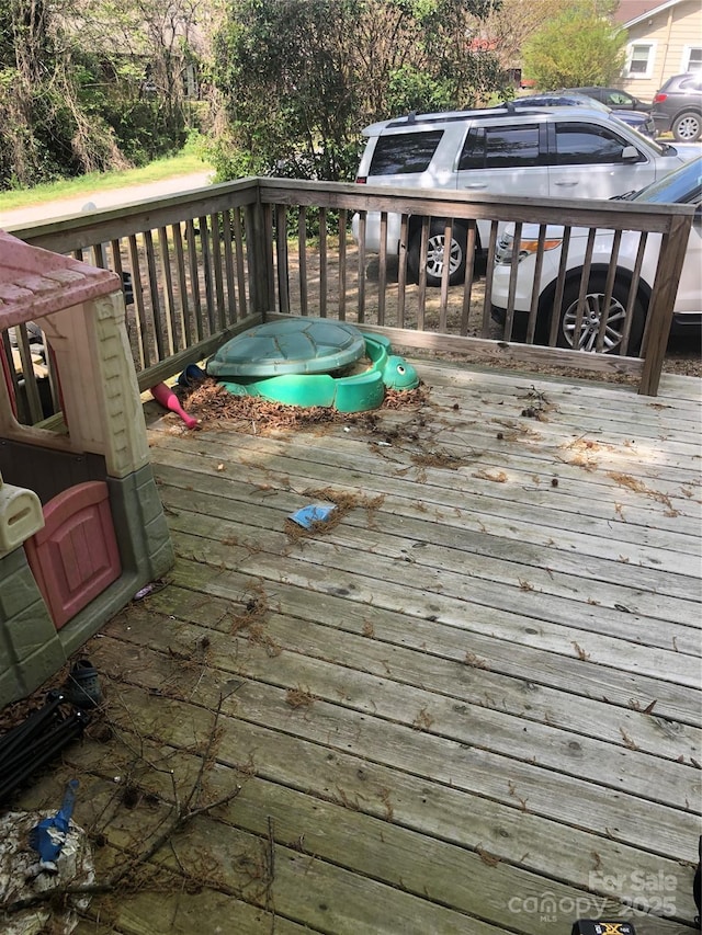 401 Plymouth St, Kannapolis, NC 28083 - view of wooden deck