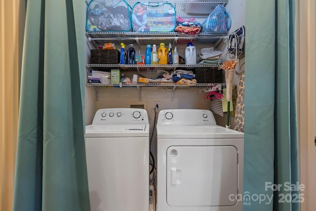 50 Honey Mountain Ln, Lake Toxaway, NC 28747 - laundry area featuring separate washer and dryer