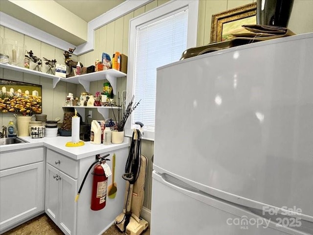 116 Dana Rd, Waynesville, NC 28786 - laundry area with a sink