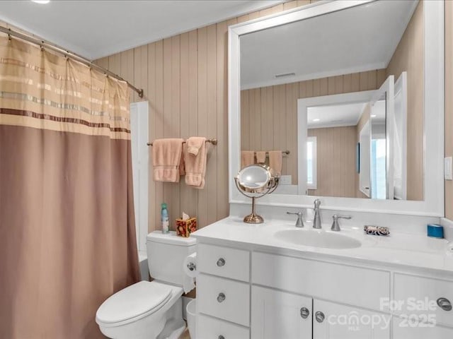 116 Dana Rd, Waynesville, NC 28786 - full bath with toilet and vanity