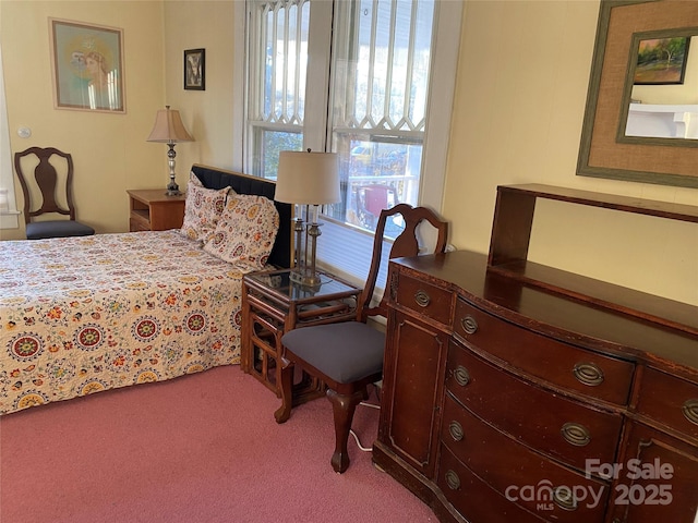 bedroom featuring carpet flooring
