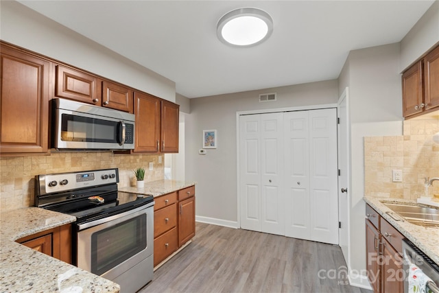 6605 Point Comfort Ln, Charlotte, NC 28226 - photo 17