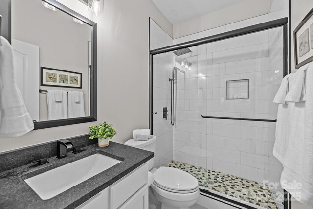 1809 Robbins Meadows Dr, Waxhaw, NC 28173 - bathroom featuring a shower stall and vanity
