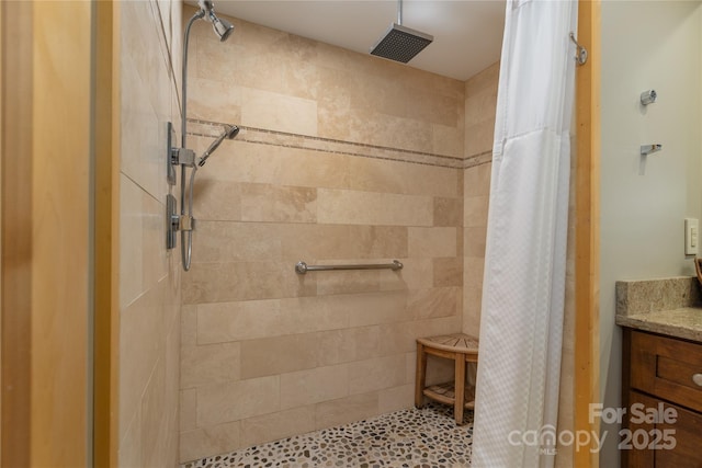 263 Mine Cove Rd, Spruce Pine, NC 28777 - full bath with tiled shower and vanity