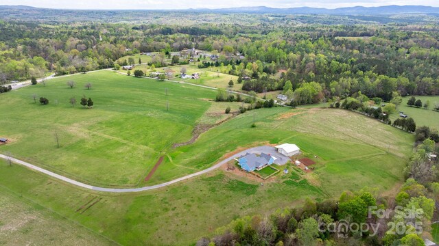 3795 Hartland Rd, Lenoir, NC 28655