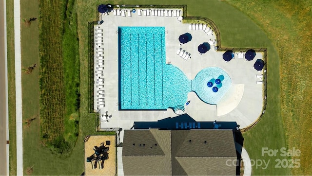 birds eye view of property