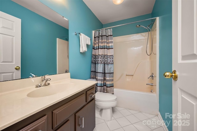 8 Hunting Country Trl, Tryon, NC 28782 - full bathroom featuring toilet, tile patterned floors, vanity, and shower / bath combo