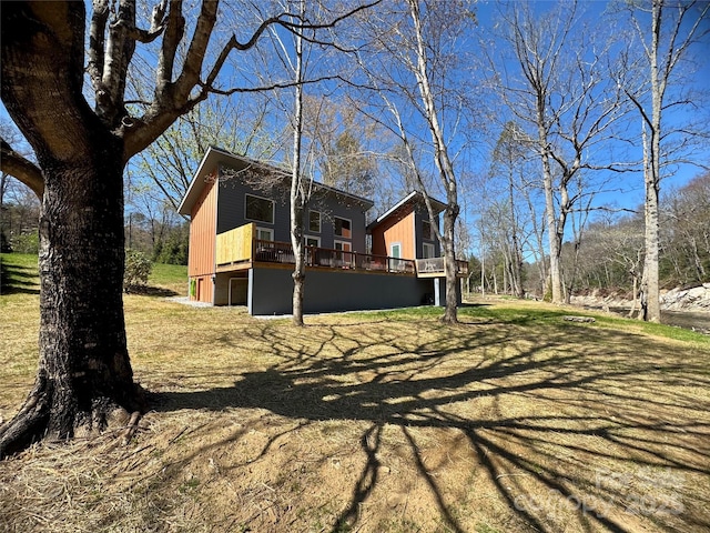 8061 State Highway 80 S, Burnsville, NC 28714 - back of property with a deck