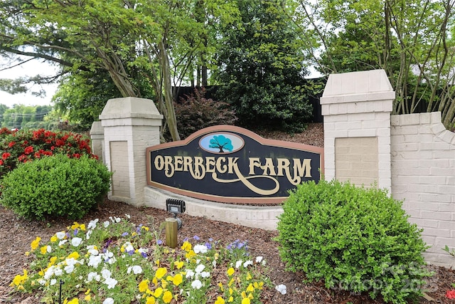 2413 Bergen Ct, Charlotte, NC 28210 - view of community sign