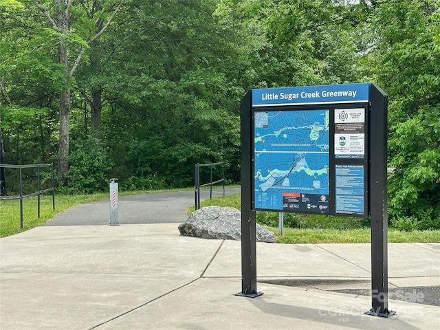 2413 Bergen Ct, Charlotte, NC 28210 - view of community