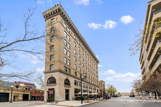 84 Walnut St Unit 203, Asheville, NC 28801 - view of building exterior