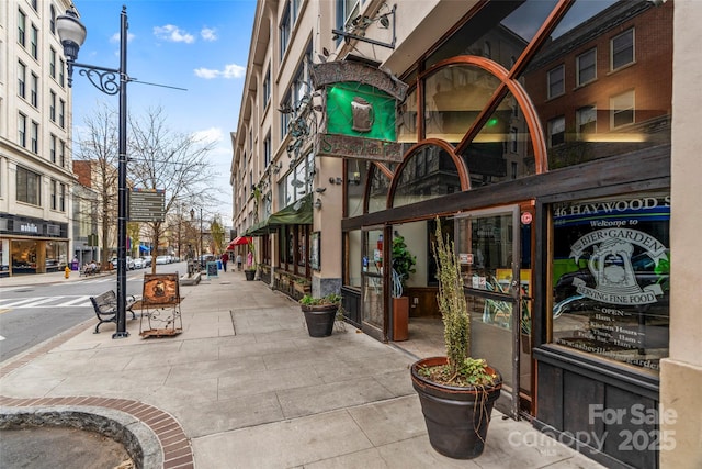 84 Walnut St Unit 203, Asheville, NC 28801 - exterior space