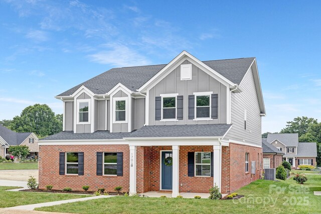 1701 30th Avenue Ct NE, Hickory, NC 28601